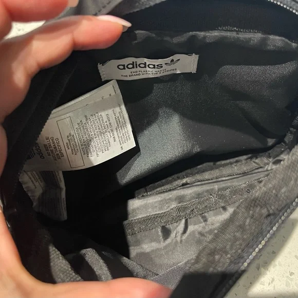 Adidas Bag - Picture 3 of 4